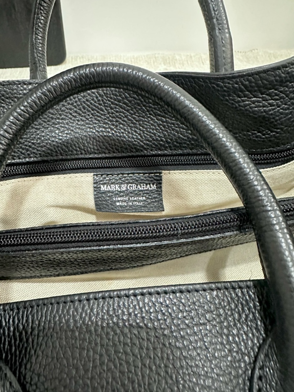 Mark & Graham ELISABETTA SLOUCH LEATHER HANDBAG - Picture 5 of 8